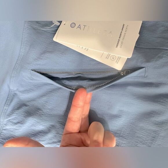 NWT Athleta Trekkie North Shorts in Cottage Blue - Size 18 - Picture 9 of 10